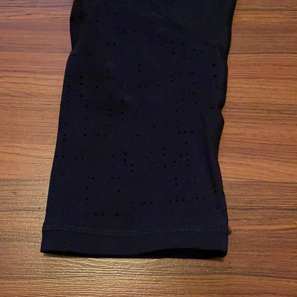 LuluLemon Athletica Leggings Capris Size 8 - Picture 6 of 6